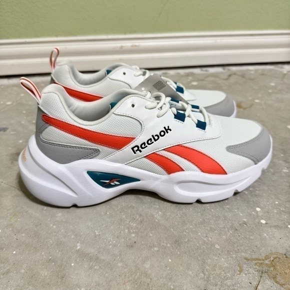 Reebok Royal EC Ride 4 Sneaker Size 9.5 Men - Picture 2 of 11